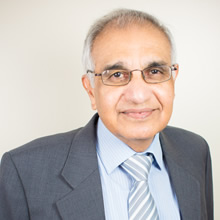 Dr Jitendra Kakad